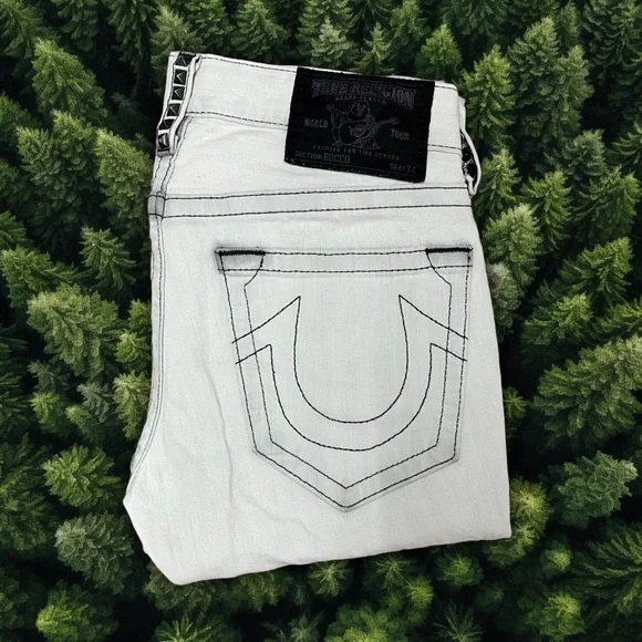 TRUE RELIGION STUDDED JEANS